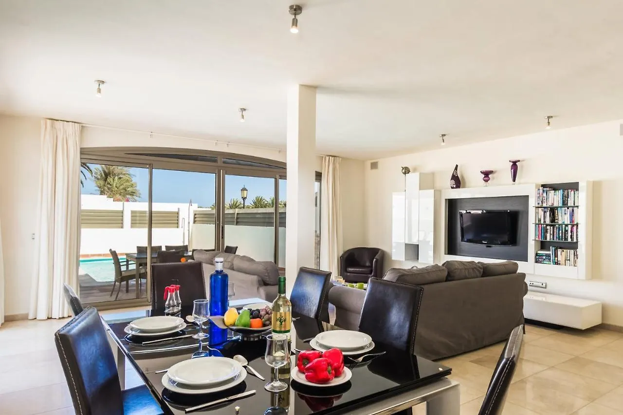 Villa Juliana By Villa Plus Corralejo Spain